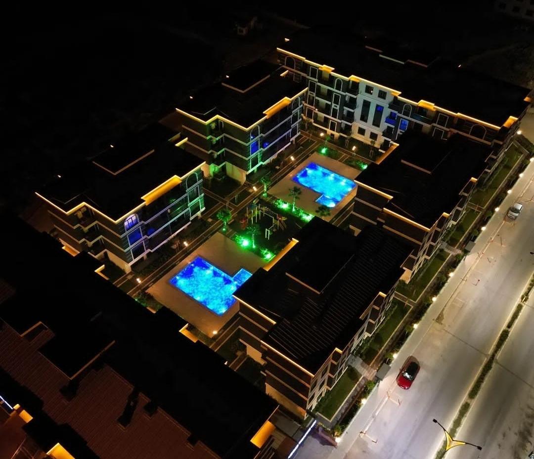 Wellness Life 1 gece, havadan: ışıklı havuzlar
